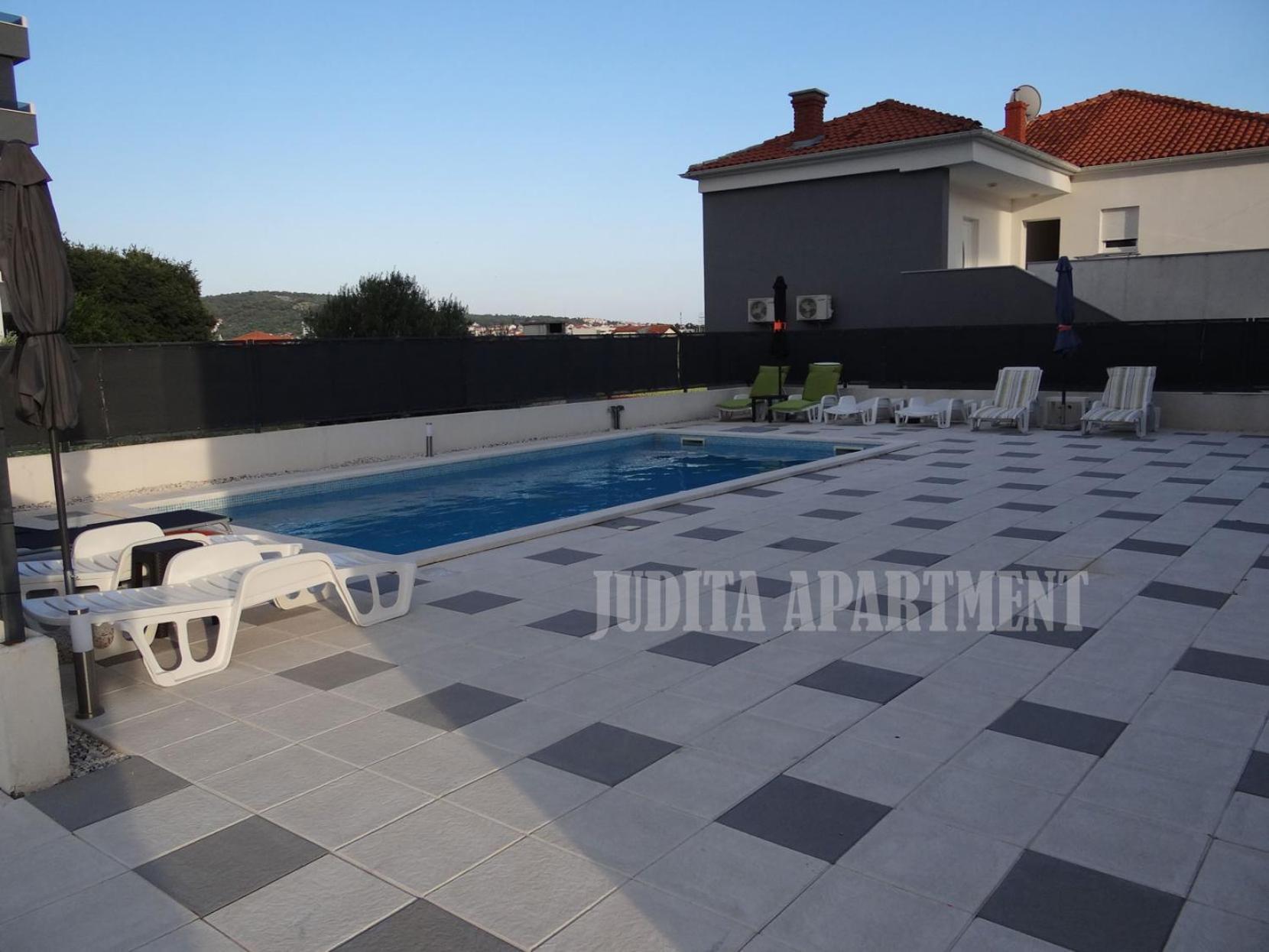 Judita تروغير المظهر الخارجي الصورة